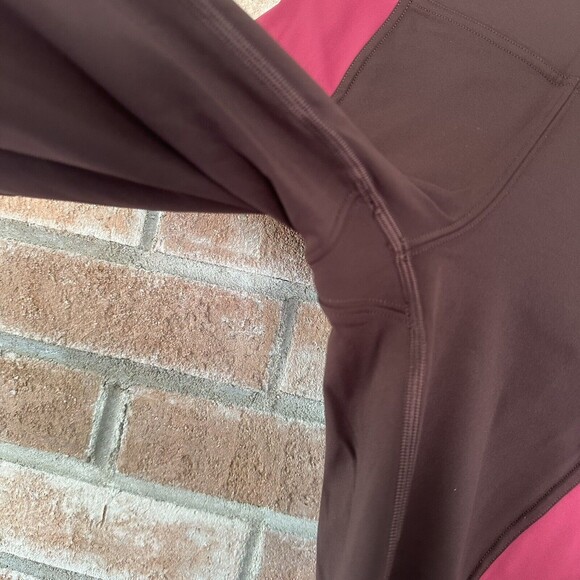 Lululemon Size 6 Wake and Train Tight Leggings - Picture 6 of 10